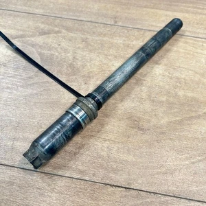 2001 00-07 Honda XR650R XR650 R XR 650 / OEM FRONT WHEEL AXLE WITH SPACER - Picture 1 of 3