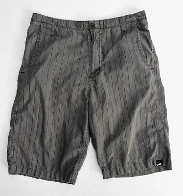 Pantalones cortos a rayas Vans grises y negros para hombre, pantalones cortos de skater talla 30 Foto 1 de 4