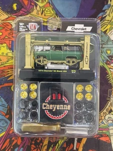 M2 Machines 1974 Chevrolet K5 Blazer 4x4 Green R79 Model Kit Gold 750pcs CHASE - Picture 1 of 5