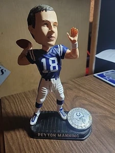 Peyton Manning Forever Collectibles 'Legends Of The Field' Bobblehead Colts - Picture 1 of 6