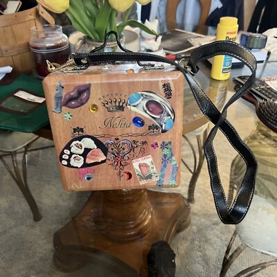 Cartera de colección Nolita Cigarro Caja Hanbag Graham Webb Embellecimiento Piedras Correa Hombro Foto 1 de 4