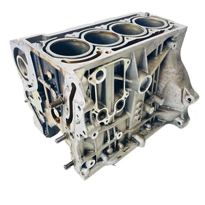 VW Touran Motorblock Motorrumpf Rumpfmotor 03C103019 - Picture 1 of 21