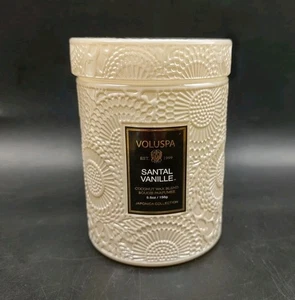 VOLUSPA Santal Vanille 5.5 oz Candle w/ Textured Glass Jar UNUSED GOOD CONDITION - Picture 1 of 5