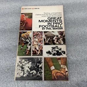 1969 ‘Great Moments In Pro Football’ Soft Cover Book by Phil Berger-Tempo Books - Picture 1 of 4
