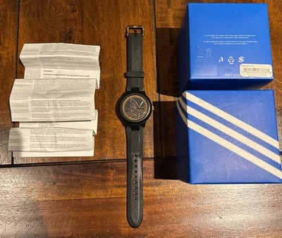 Reloj Adidas Adh3086 Marca Cuarzo Funciona con Pilas Hombre Negro Tres Manecillas Analógico Foto 1 de 4