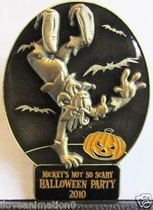 Disney Not So Scary Halloween Party Goofy as a Narr Only Pre Production PP Pin - Bild 1 von 2