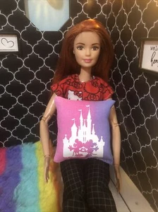 Handgefertigtes Barbie - Puppenhaus Miniatur Akzentkissen - Bild 1 von 2