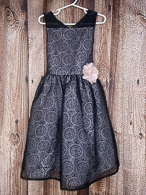 Vestido para niña Pastourelle by Pippa & Julie sin mangas forrado negro talla 6 usado en excelente estado Foto 1 de 4