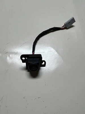 Chevrolet Silverado 2019-2021 puerta trasera cámara OEM Foto 1 de 4