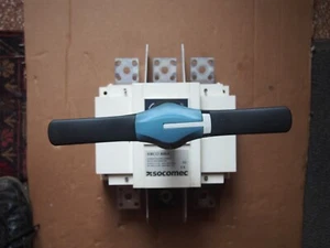 Coupe circuit sectionneur SOCOMEC SIRCO 800A - Picture 1 of 5