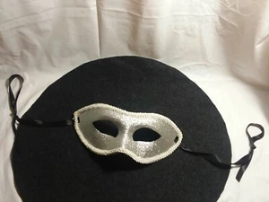 Masquerade Mask Costume Theatre Drama Celebrate Holiday Glitter Sparkle Bling - Picture 1 of 7