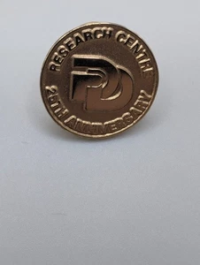 "PD" Research Centre 25th Anniversary Lapel Pin - Bild 1 von 3