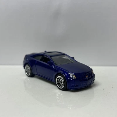 2011 11 Cadillac CTS Coupe Collectible 1/64 Scale Diecast Diorama Model - Image 1 of 4