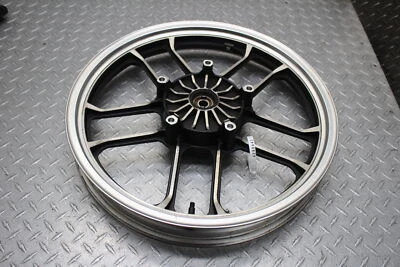 Honda V30 Magna 1984 VF500C 49 State llanta delantera Foto 1 de 4