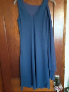 BMoss Size 7 Knee-Length Lined Dress Gray Tie shoulder Sleeveless V neck - Foto 1 di 5