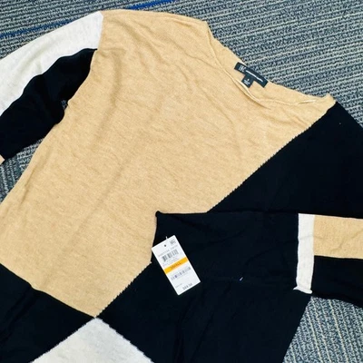 Suéter Top Mujer INC International Concepts Colorblock Shirtail Pequeño Foto 1 de 4