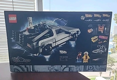 LEGO Icons: Regreso al Futuro Máquina del Tiempo (10300) Foto 1 de 4
