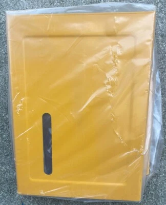 Cub Cadet IH-548640-R2 759-3090 Garden Tractor 482 582 682 782 Tunnel Cover - Image 1 of 4