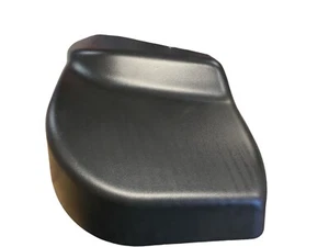 Case IH Fender Cover 82988318 – Genuine OEM Replacement for Farmall and Holland - Picture 1 of 3
