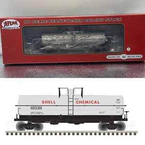 Atlas Master 20005490 HO Scale 11,000 Gallon Tank Car ~Shell Chemical (SHPX)1606 - Picture 1 of 4