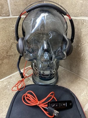 Plantronics Poly Series C5220T USB-A Stereo Headset & Case - Image 1 of 4