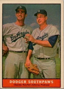 1961 Topps Sandy Koufax Johnny Podres Dodger Southpaws #207 en muy buen estado (2) - Imagen 1 de 2