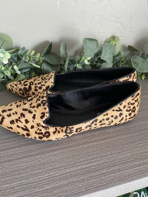 Zapatos planos para mujer Charles David talla 7,5 estampado de leopardo punta Foto 1 de 4