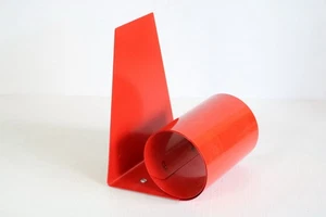 60er Jahre Mid Century Modern (MCM) erweiterbar rote Spule Bücherwurm Buchstützenhalter - Bild 1 von 5