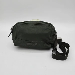 Athleta Fanny Pack Borsa a Tracolla Verde Imbracatura Nylon Ripstop Esercito Escursione Olive  - Foto 1 di 12