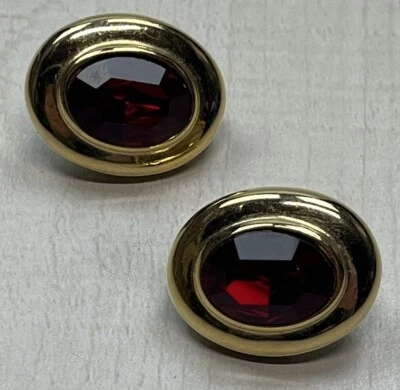 Pendientes Vintage Givenchy Paris Nueva York Facetados Rubí Rojo Ovalado Cristal Tono Dorado Foto 1 de 4