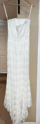 Vestido de novia Galina VW9340 sin tirantes de encaje talla 6  Foto 1 de 4