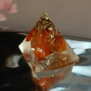Piramide 4 lati ORGONITE 2 CHAKRA CORNIOLA Energia Quarzo orgone tower buster ki - Foto 1 di 2
