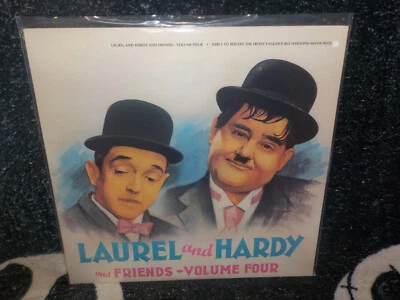 Laurel and Hardy & Friends Vol 4 Laserdisc LD 5 Shorts Free Ship $50 Foto 1 de 2