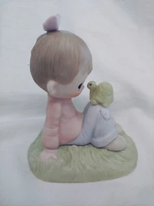 Precious Moments - Love is Kind - Niño con tortuga - '98 - Imagen 1 de 5