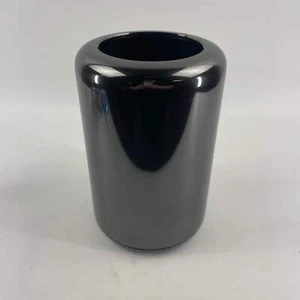2013 Apple Mac Pro Xeon E5 3.7GHz 32GB RAM 512GB SSD Space Gray A1481 - Picture 1 of 5