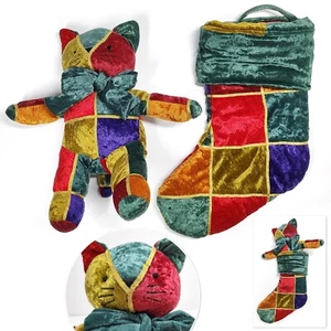 Medias Pier 1 Patchwork Peluche Gato y Navidad Terciopelo Triturado Tono Joya Borde Dorado - Imagen 1 de 12