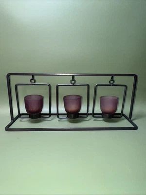 Centro de mesa de metal plateado 17 X 5 X 7 candelabro para 3 luces Foto 1 de 4