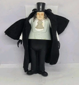 Vintage 1992 Danny Devito Penguin Batman Returns 9" Figur DC Comics - Bild 1 von 5