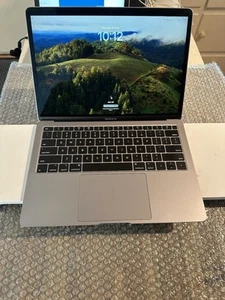 macbook air 2019 - Picture 1 of 12