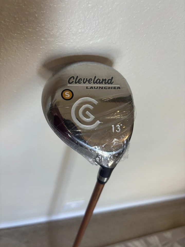 Cleveland Launcher 3 Fairway Wood, 13* Loft. Graphite 65g S Flex. - Image 1 of 4