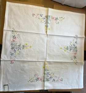 Tischdecke 85x85cm Blumen Wiese Baumwolle - Bild 1 von 4