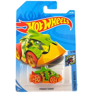 Hot Wheel PIRANHA TERROR Stret Beast GREEN Fish Car 114/365 2017 NEW Sent In Box - Picture 1 of 5
