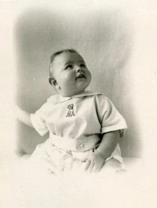 KD62 Vintage Foto BABY PORTRÄT c 1920er - Bild 1 von 2