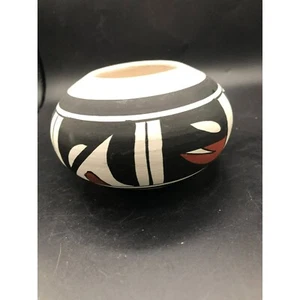 Acoma Pueblo Handmade Pottery Bowl - 6 Inches - Picture 1 of 5
