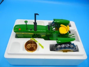 1/16 John Deere ERTL Prestige Collection *3010 Row Crop #15210* Original Box - Picture 1 of 13