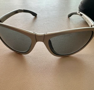Montbell Trekkingbrille Silber Metallic, Hellgrau (100% Original) / SCHNELL - Bild 1 von 2
