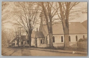 Tarjeta postal Proctorsville Vermont VT Main Street Santo Nombre de María Iglesia RPPC 1921 - Imagen 1 de 2