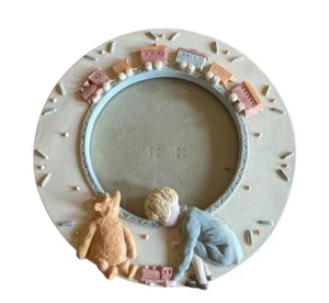 Disney VTG Picture Frame Stands Winnie The Pooh & Train 3D Charpente Baby - Picture 1 of 9