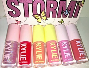 KYLIE JENNER Cosmetics MINI HIGH GLOSS SET Lip Limited Edition STORMI COLLECTION - Picture 1 of 8