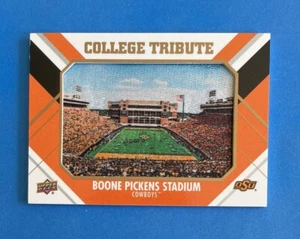 Carta omaggio 2015 Upper Deck Football College #CM-203 OSU Boone Pickens Stadium - Foto 1 di 4